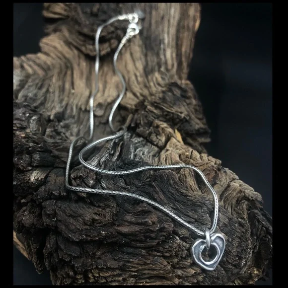 Silpada Retired Sterling Silver Open Heart Necklace - Picture 11 of 14